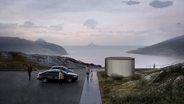 Illustrasjon av et parkeringsområde og et rundt servicebygg i glass ved utsikt mot fjord, fjell og øyriket på Helgeland.