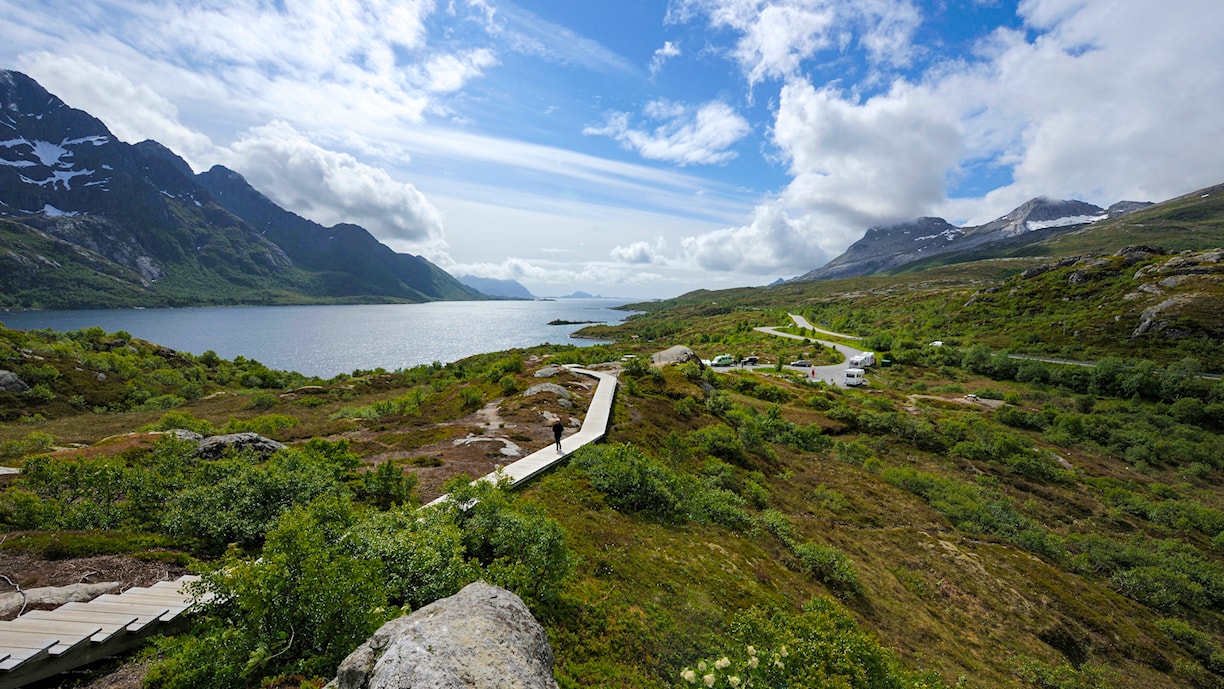 Austnesfjorden. Norwegische Landschaftsroute Lofoten.