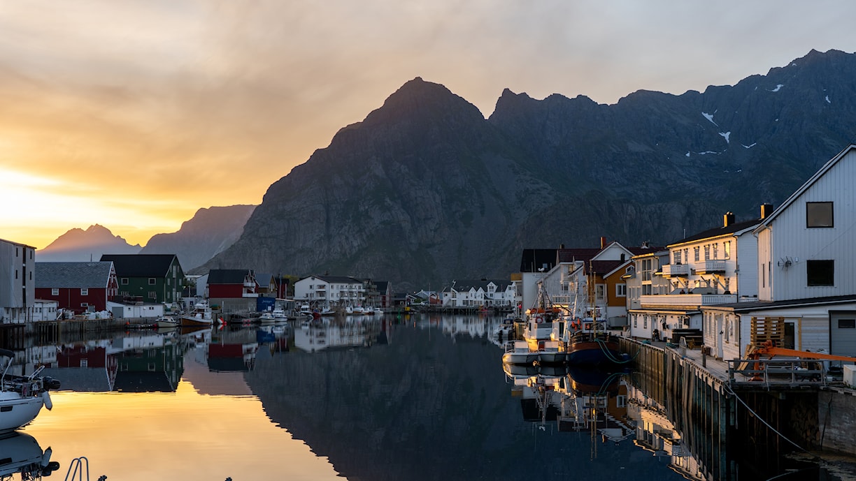 Henningsvær. Norwegische Landschaftsroute Lofoten.