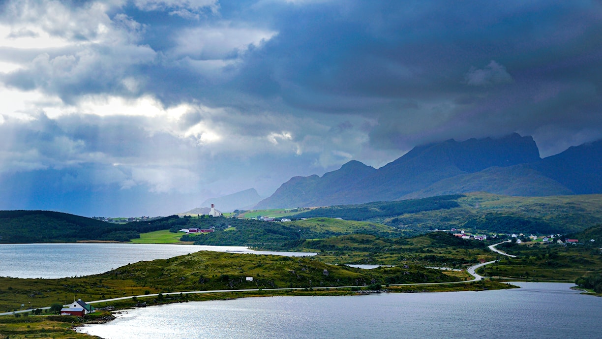 Austvågøy. Norwegische Landschaftsroute Lofoten.